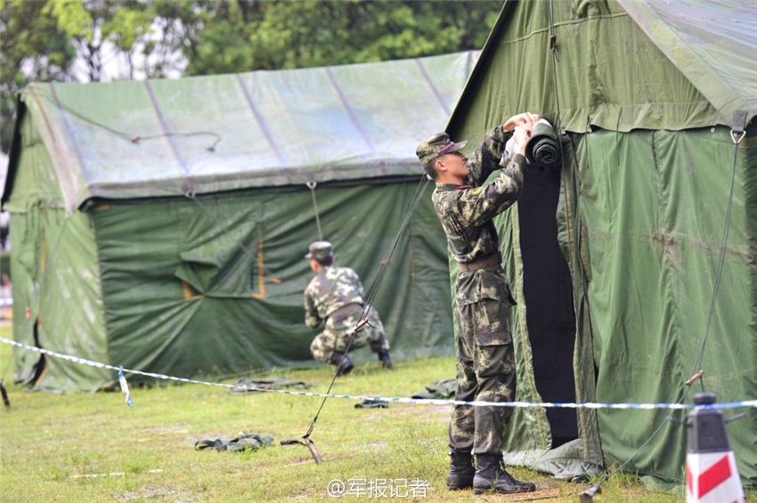 青岛军用充气大型帐篷